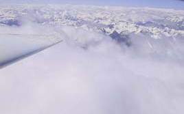 im Wellenflug ber den Lienzer-Dolomiten auf 5.000 mt